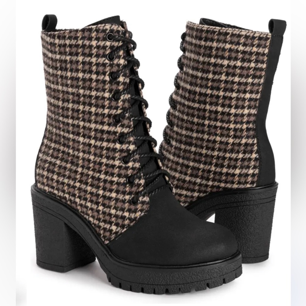 Riser Jazz Faux Fur Lined Bootie
MUK LUKS